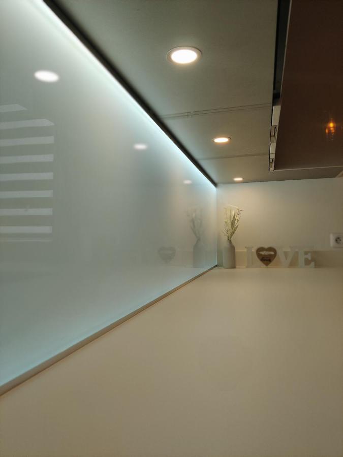 App 5 Pers, Parking, 3Mn Rer A, 40 Mn Du Centre De Paris, Cergy Le Haut Apartment Exterior photo